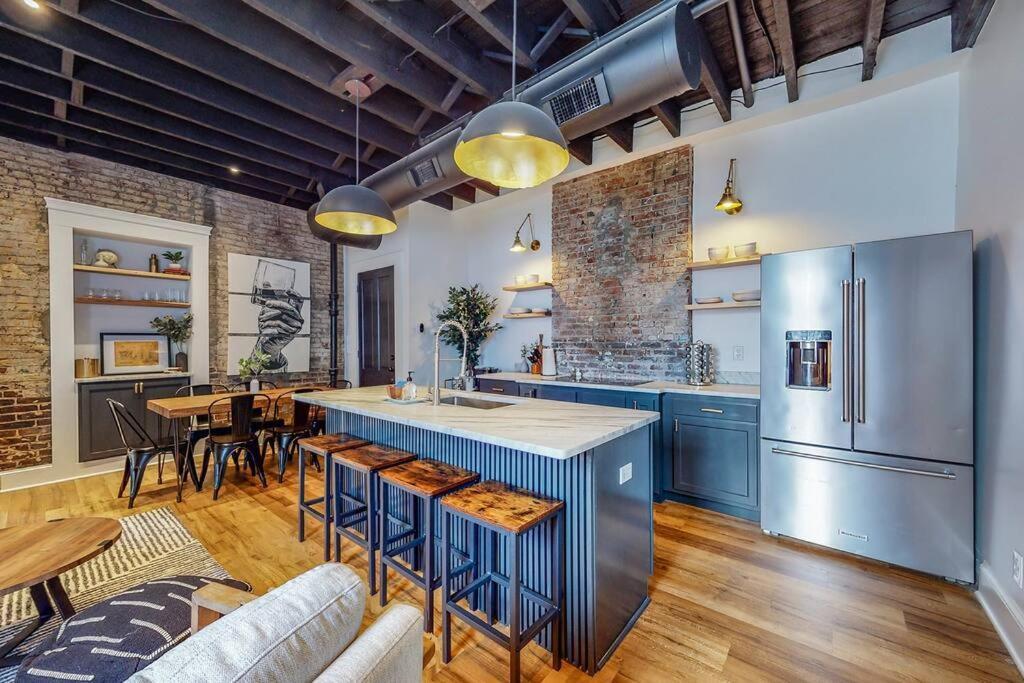 לואיוויל Luxury 8 Bed/4 Ba Nulu Home Private Yard/Parking מראה חיצוני תמונה