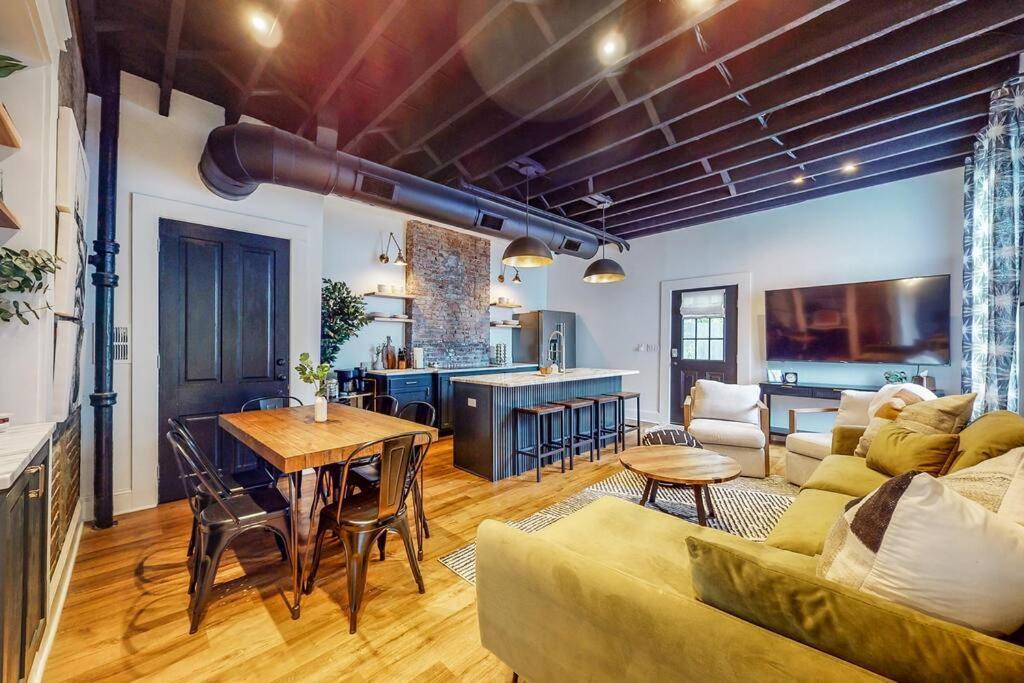 לואיוויל Luxury 8 Bed/4 Ba Nulu Home Private Yard/Parking מראה חיצוני תמונה