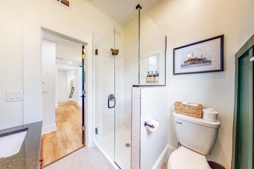 לואיוויל Luxury 8 Bed/4 Ba Nulu Home Private Yard/Parking מראה חיצוני תמונה